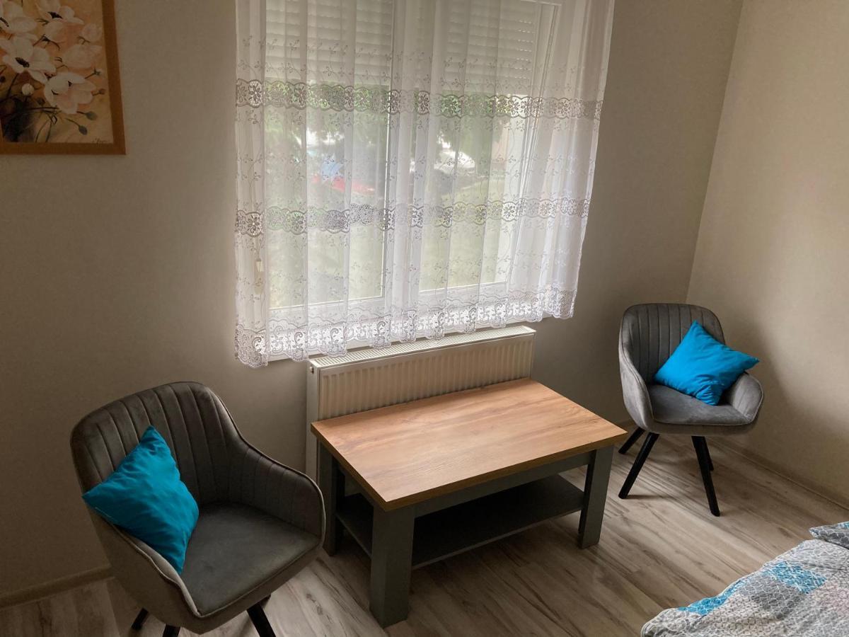 Kristaly Apartman エゲル エクステリア 写真